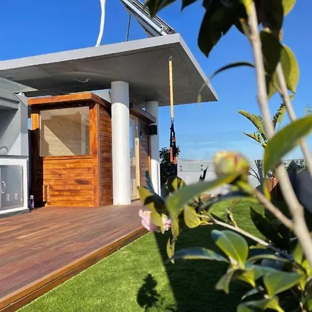 Penthouse W/private Rooftop,whirlpool, Bbq, Sauna